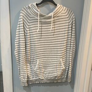 Amour Vert Gray and White Striped Women's Sweater